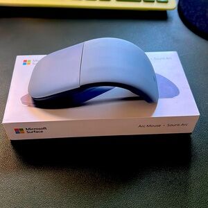 Microsoft surface arc mouse